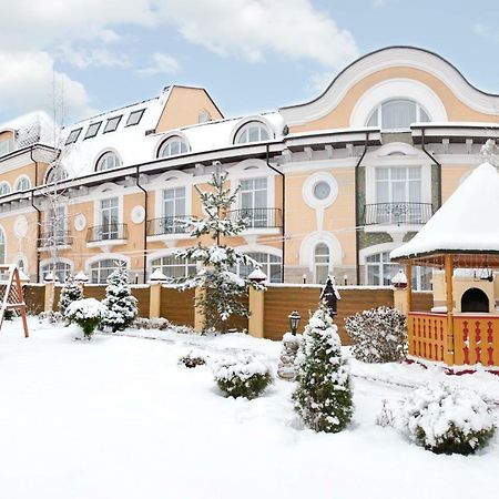 Gosudarev'S House Hotel Complex Imperial Village Sergiyev Posad Exterior photo